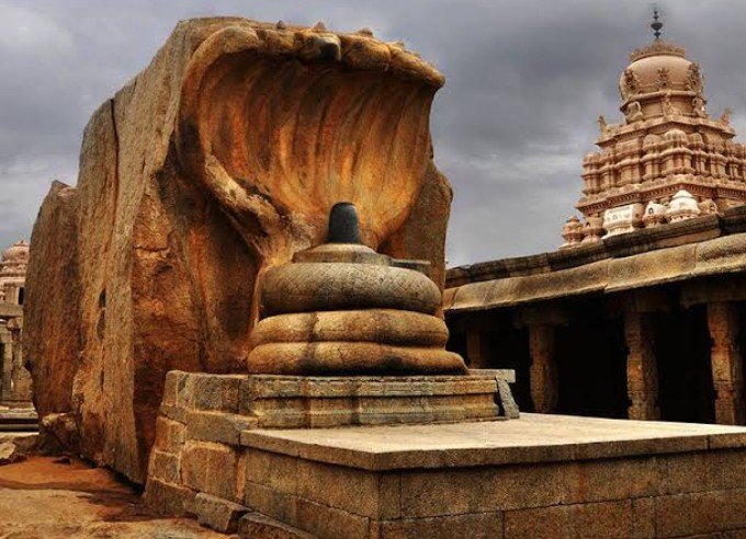 Lepakshi Veerabhadra Temple