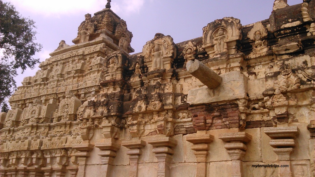 Bhoga Nandeeshwara Temple 